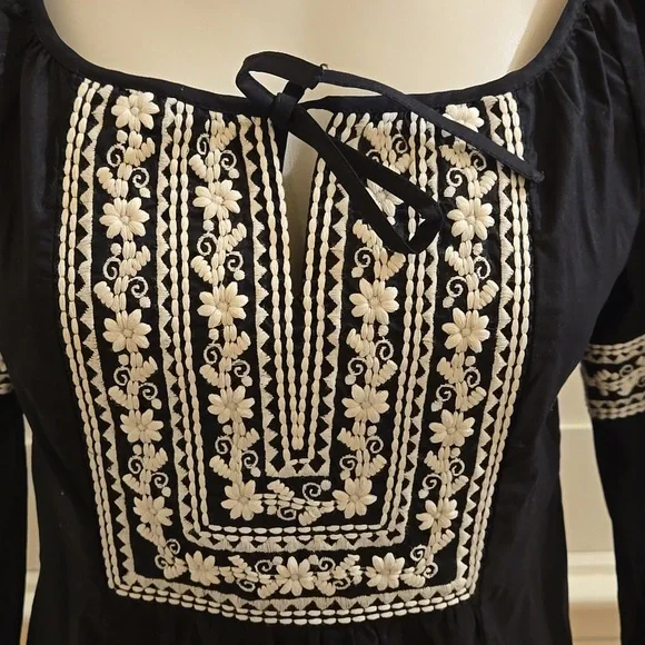 NWT Charter Club black cotton top with white embroidery Sz 2P - Picture 2 of 7